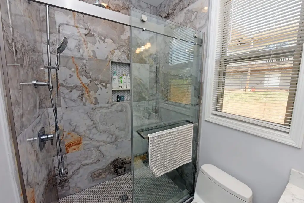 Wake up in the mountains, unwind in total privacy, and choose your experience—resort energy or quiet retreat.